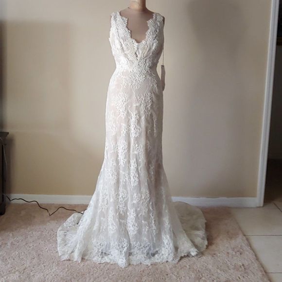 NWT Liancarlo Original Wedding Gown Style #6870 - Picture 6 of 9